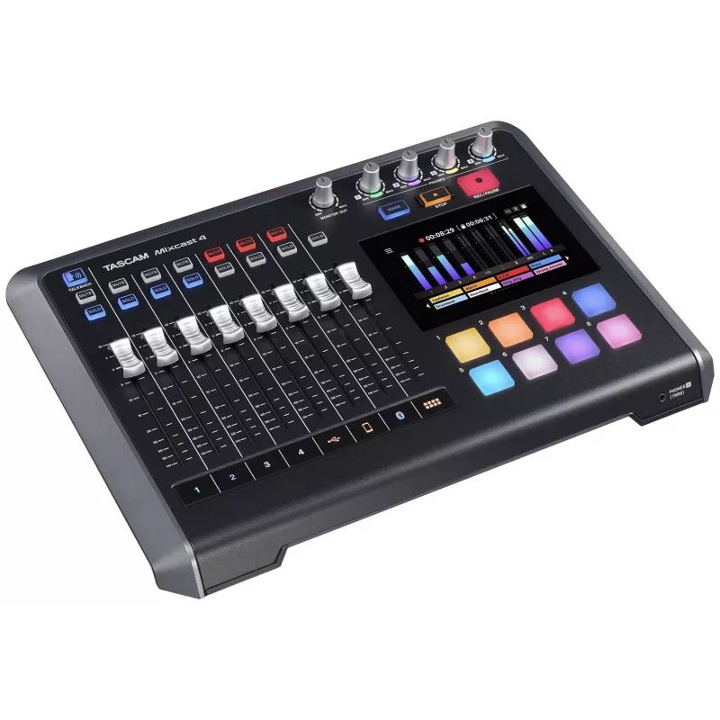 Tascam Mixcast 4 - maišytuvas, skirtas įrašinėti tinklalaides