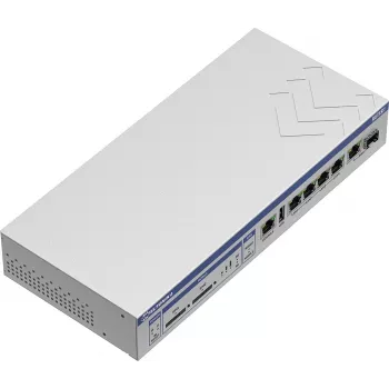 Teltonika RUTXR1 Enterprise ant stovo montuojamas SFP/LTE maršrutizatorius