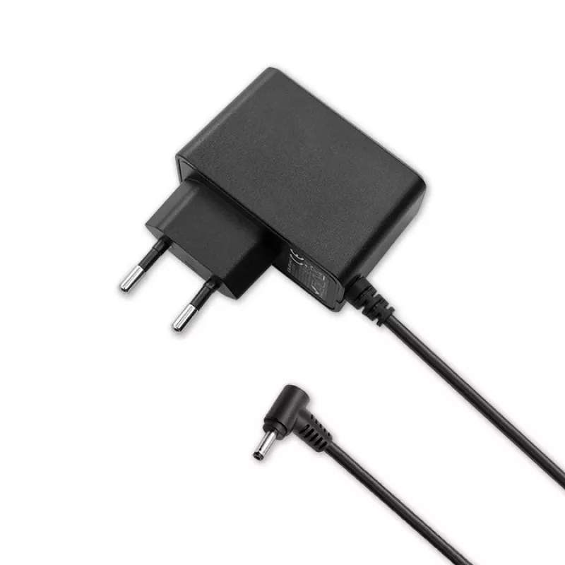 Qoltec maitinimo adapteris Wtyczkowy 10.5W 5V 2.1A 3.5*1.35