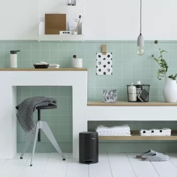 Brabantia Pedal Bin newIcon Round Juoda (11 33 21)