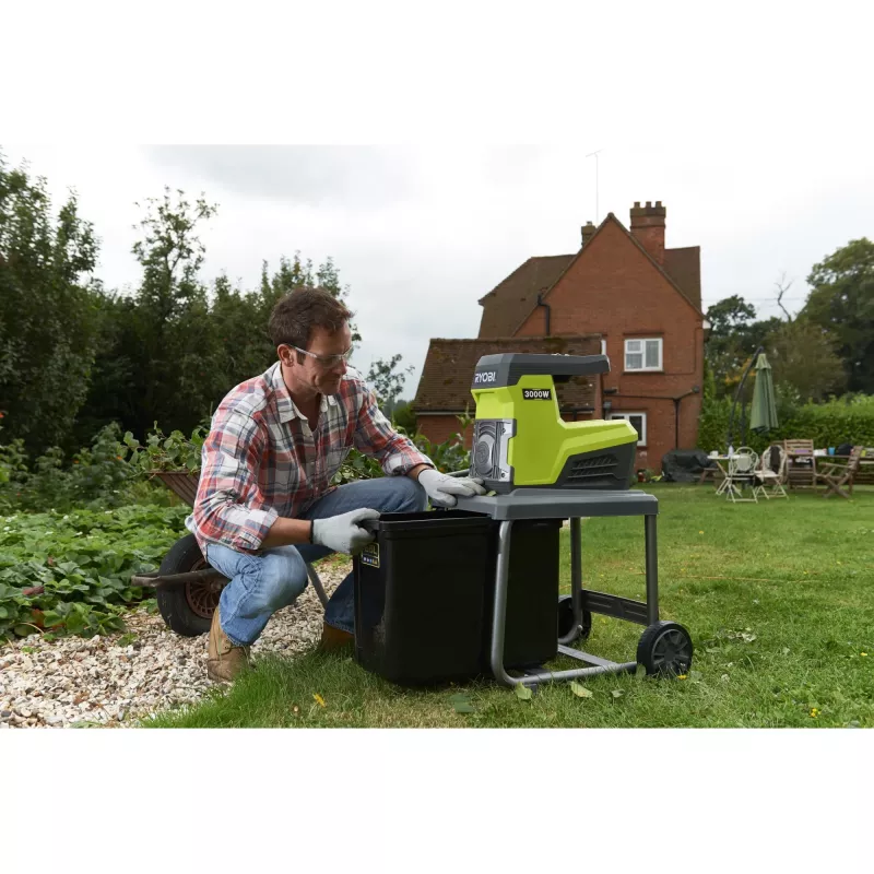 Ryobi RSH3045U - Smulkintuvas - Elektrinis - 3000 W - Pjovimo talpa: 45 mm - 21 kg