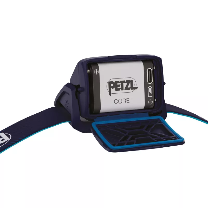 Ant galvos tvirtinamas žibintuvėlis Petzl Actik Core mėlynas LED 100 lm USB įkraunamas