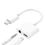 Dvigubas adapteris, skirtas „iPhone Lightning“ – 3,5 mm ausinėms ir įkrovikliui