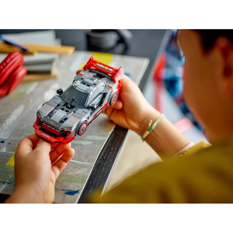 Lego Speed Champions 76921 Audi S1 E-Tron Quattro lenktyninio automobilio konstruktorius