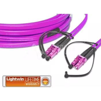 Lightwin aukštos kokybės plokščias dvipusis LWL komutacinis kabelis, MM OM4, LC – LC LWL komutacinis kabelis (LDP-50 LC-LC 1.0 OM4 FD)