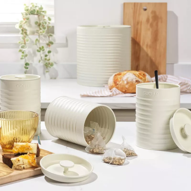 Stalo komplektas Russell Hobbs RH03270CEU7 kreminis 4 dalių — virtuvės stalviršio komplektas, kreminė apdaila