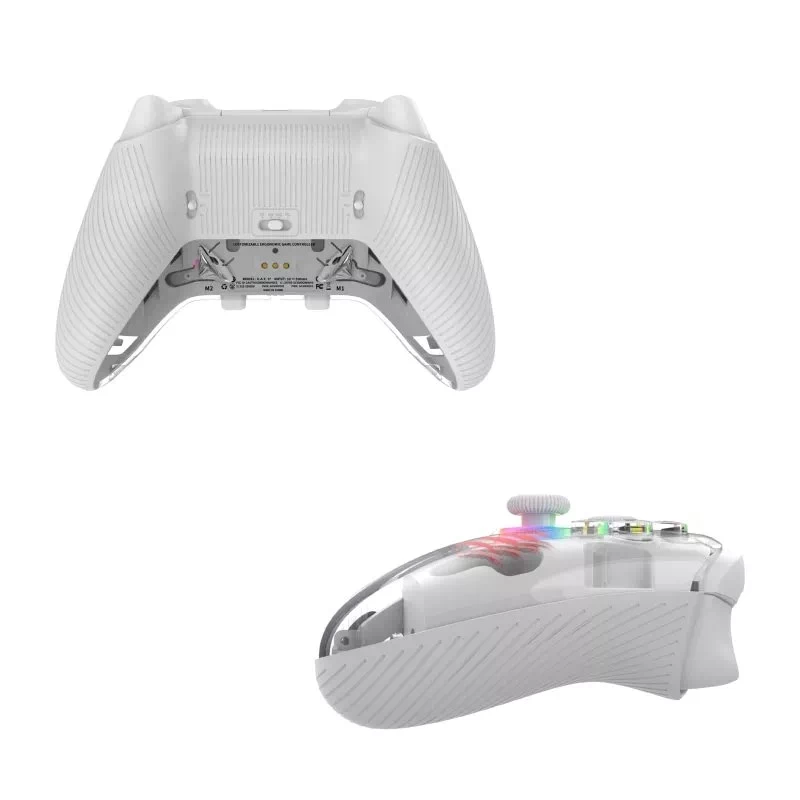 Žaidimų valdiklis Mad Catz C.A.T. 17 CUSTOMIZABLE — laidinis žaidimų pultelis, programuojami mygtukai, ergonomiškas dizainas