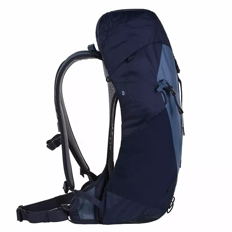Kuprinė DEUTER AC Life 16 — 16L tamsiai mėlyna, vidinis rėmas, 560×280×190 mm, 870 g, unisex