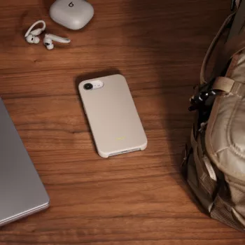 Apsauginis dėklas „iPhone 17e“, „Apple“, su „MagSafe“, plastikinis, 6,1 colio ekranui, „Lime Stone“