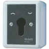 JUNG 834.28G elektrinis jungiklis su raktu, juoda - balta (834.28G)