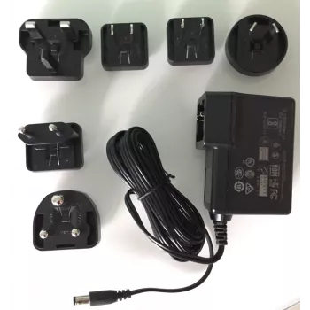 Maitinimo adapteris Evoko ENX1014 100–240V 50–60Hz nešiojamiesiems įrenginiams