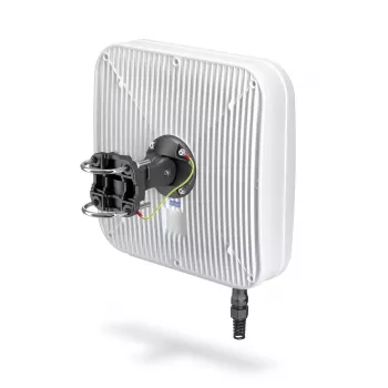Kryptinė tinklo antena QuWireless AXRL — 7 dBi, 0,694–0,96 / 1,7–2,2 / 2,2–2,7 GHz, PoE/LAN, dviguba poliarizacija