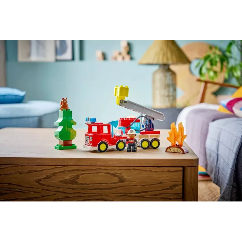 LEGO DUPLO 10473 Gaisrinis automobilis su žarna ir gaisrininku