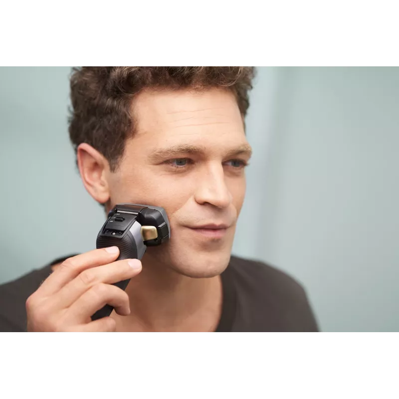 Foil shaver Panasonic ES-LV69 Juoda Sidabrinė Stainless steel Lithium-Ion