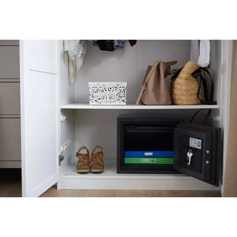 Ugniai atsparus seifas YFM Home L