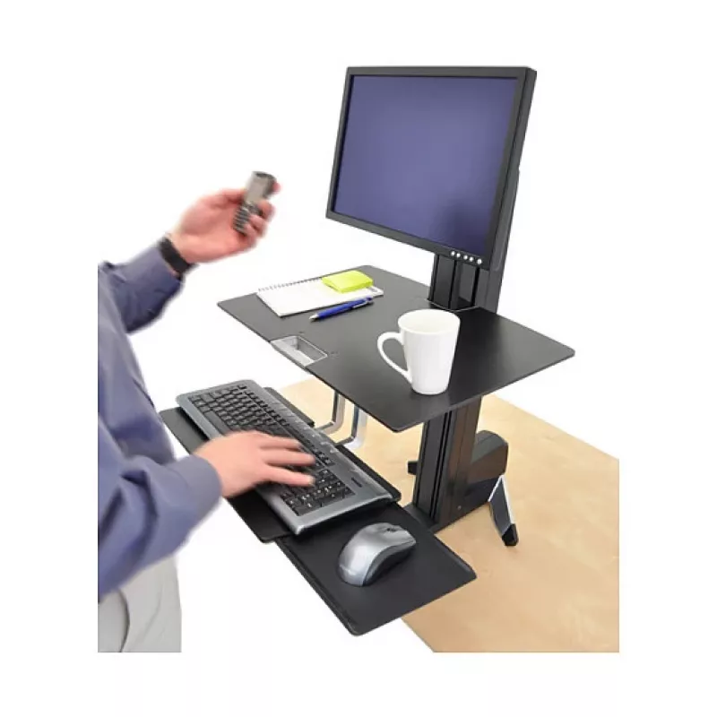 Multimedijos stovas ERGOTRON WorkFit-S Single HD su Worksurface+ — juoda, aukščio reguliavimas 58 cm, maks. apkrova 13,2 kg, ekranams iki 30 colių