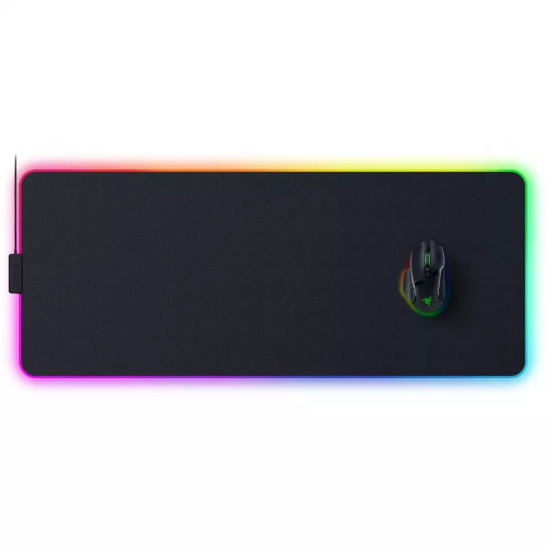 Žaidimų pelės kilimėlis Razer Strider Chroma – poliesterio paviršius, 370×900 mm, juodas, įvairiaspalvis apšvietimas