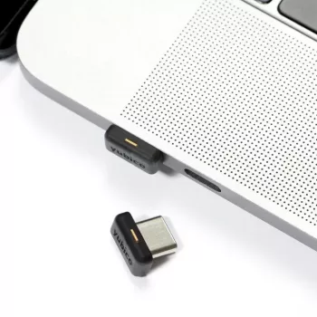 YubiKey Yubico 5C Nano FIPS apsaugos raktas 2048 bitų RSA