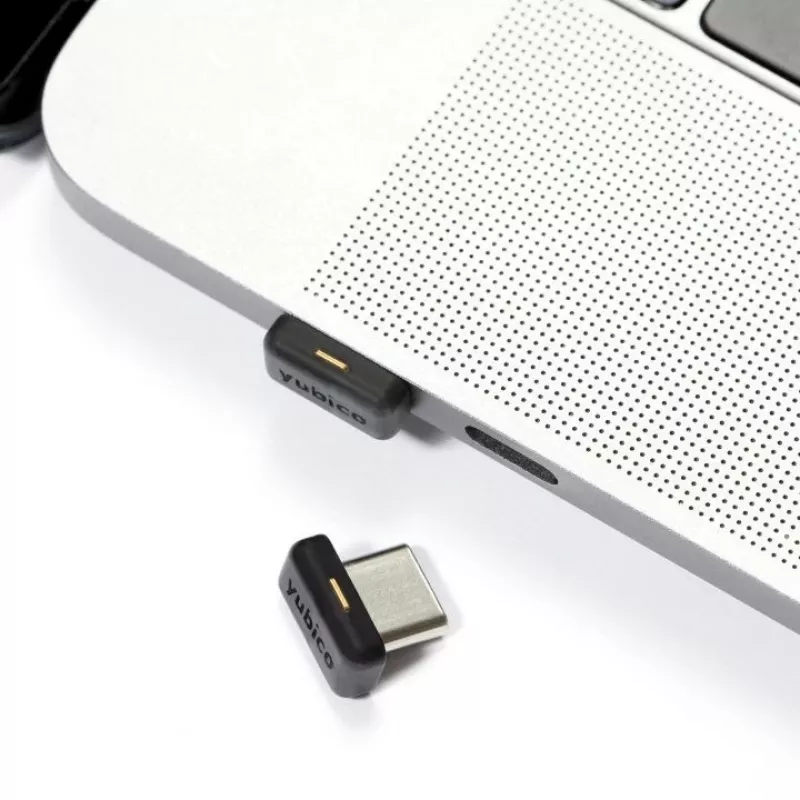 YubiKey Yubico 5C Nano FIPS apsaugos raktas 2048 bitų RSA