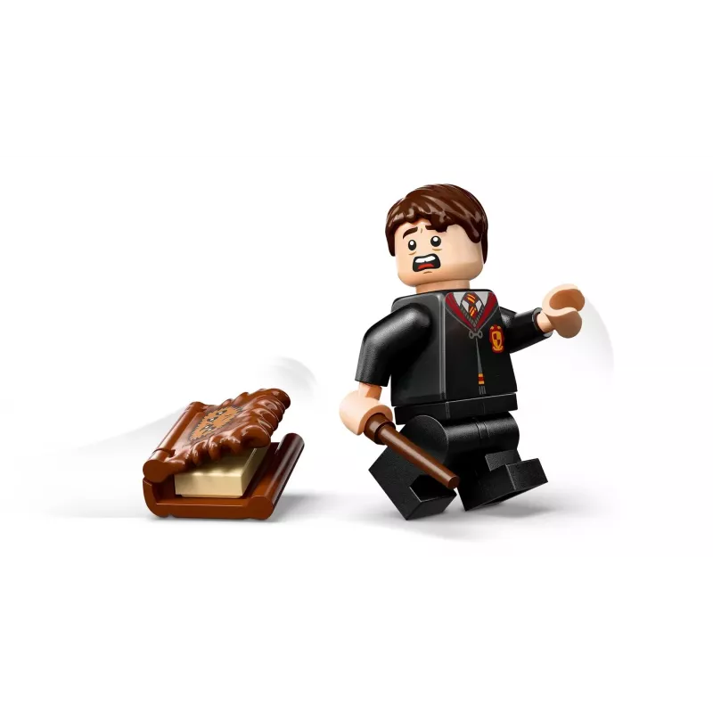 LEGO Harry Potter žaidimų rinkinys „Monstrų knyga“ 76449 — 518 detalių, 1 minifigūrėlė, pritvirtinami dantys