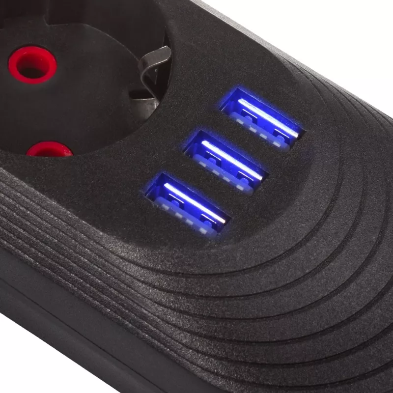 Maitinimo lizdų blokas MACLEAN MCE394 B — 3 lizdai + 3×USB A, 110–240V, 2,1A USB, 2500W, 1,5 m laidas, juodas