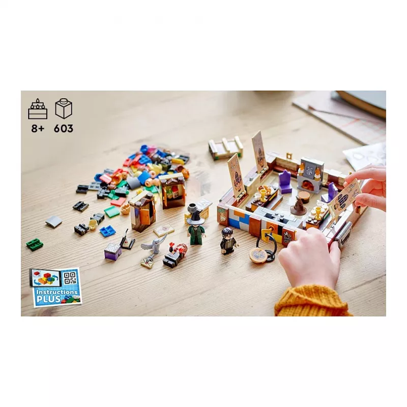 LEGO Harry Potter 76399 Magiczny Kufer z Hogwartu