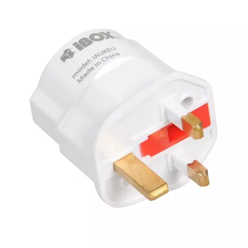 Maitinimo adapteris IBOX iaukeu tinklo įkroviklis su keičiamais UK (G tipo) ir EU (E tipo) kištukais, 100–240V 50/60Hz, 7.5A, baltas