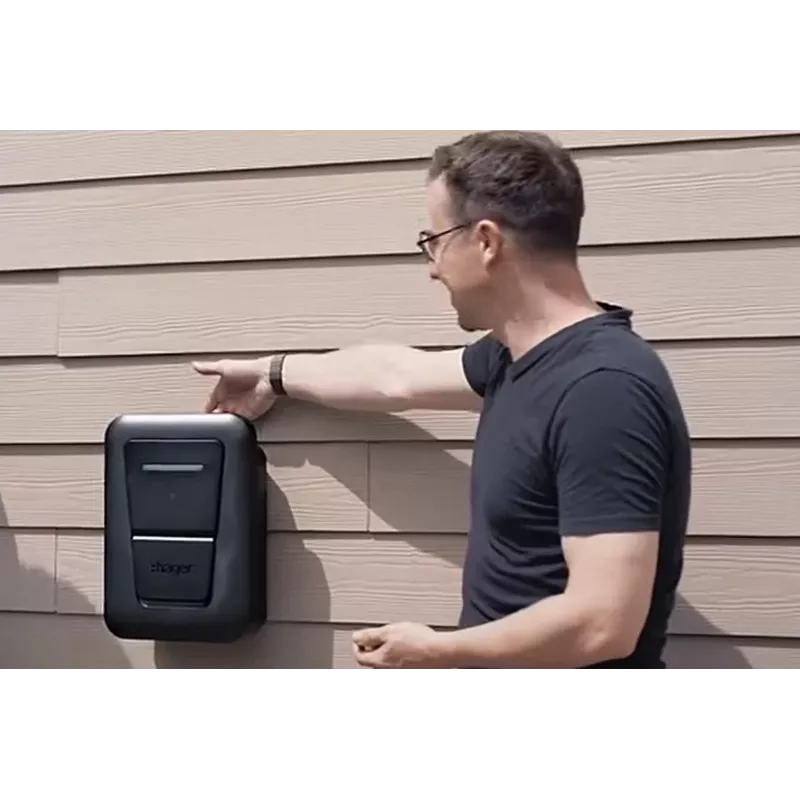 Ant sienos montuojama EV įkrovimo stotelė Hager witty one 11 kW 3 fazių su RFID, Bluetooth ir 4,5 m Type 2 kabeliu