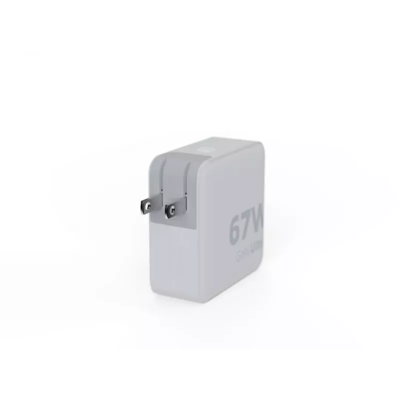 Xtorm 67W GaN-Ultra kelioninis įkroviklis + USB-C PD laidas
