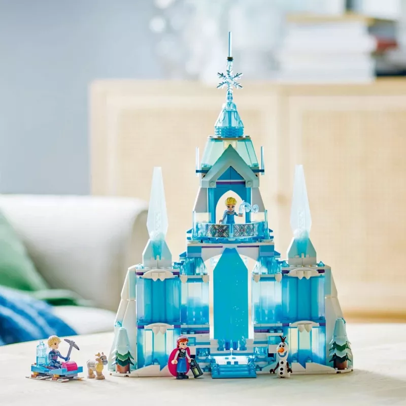 Konstruktorius LEGO Disney Princess Elsa's Winter Palace 43244 — statybos rinkinys kūrybiškam žaidimui
