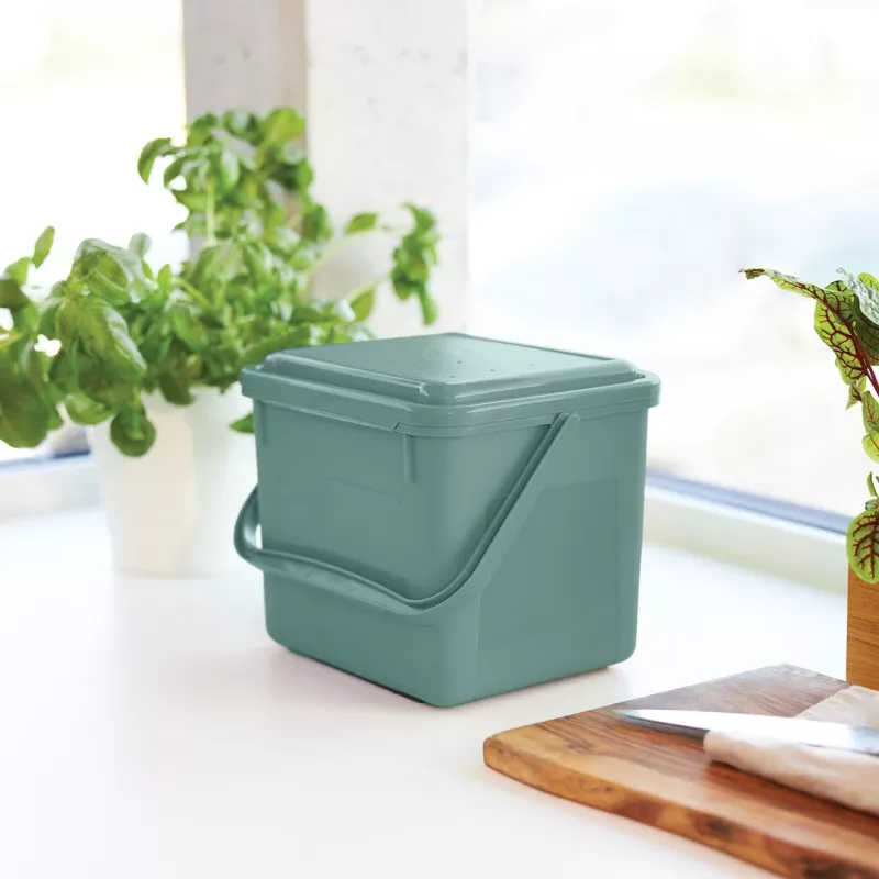 Atliekų rūšiavimo konteineris rotho Green 4,5 l — kompaktiškas technopolimero perdirbimo dėžė su pakabinimo anga