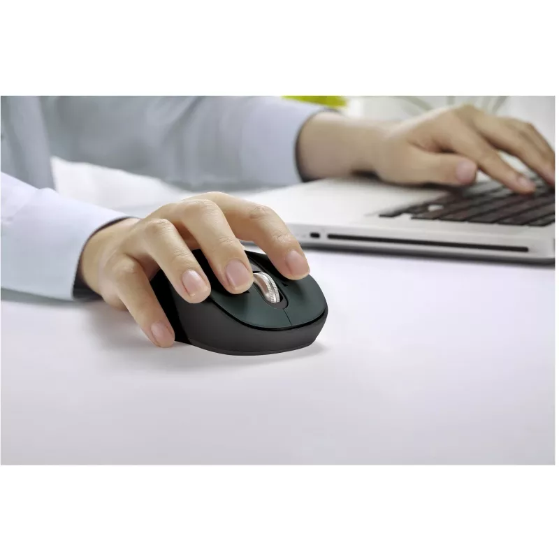 Laidinė ergonominė kompiuterio pelė YENKEE YMS2010BK — kompaktiškas dizainas, laidinis ryšys