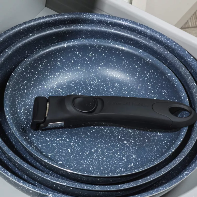 Keptuvės rankena Russell Hobbs RH03280EU7 Smart Clip – pakaitinė rankena keptuvėms ir puodų dangčiams