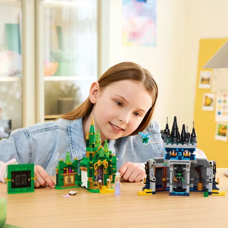 LEGO statymo rinkinys Wicked 75689 — Smaragdinis miestas ir Kiamo Ko pilies pjesė