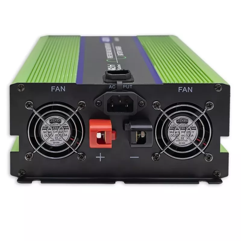 Qoltec Monolith įtampos keitiklis | Baterijos įkrovimas | UPS | 2000W | 4000W | 12V į 230V | Grynas sinusas | LCD juodai žalias