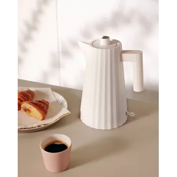 Alessi MDL06 B Plisuotas elektrinis virdulys, juodas, euro kištukas