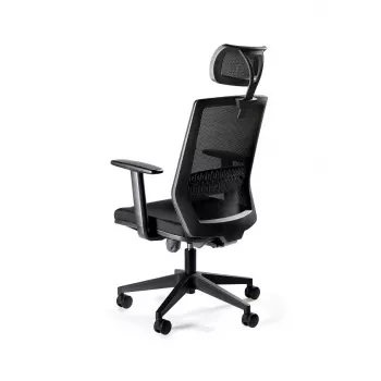 Ergonominė biuro kėdė ESTA juoda