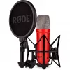 Studijinis kondensatorinis mikrofonas RØDE NT1 Signature Red — kardioidinis, 20–20000 Hz, -32 dB jautrumas, XLR (3 kontaktų), 313 g
