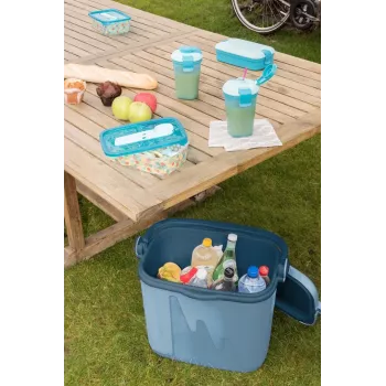 Nešiojamas 20 l Curver turistinis šaldytuvas 262277 mėlynas — 20 l polipropileninis kelioninis šaldytuvas su rankena, 396×265×428 mm, 1,8 kg