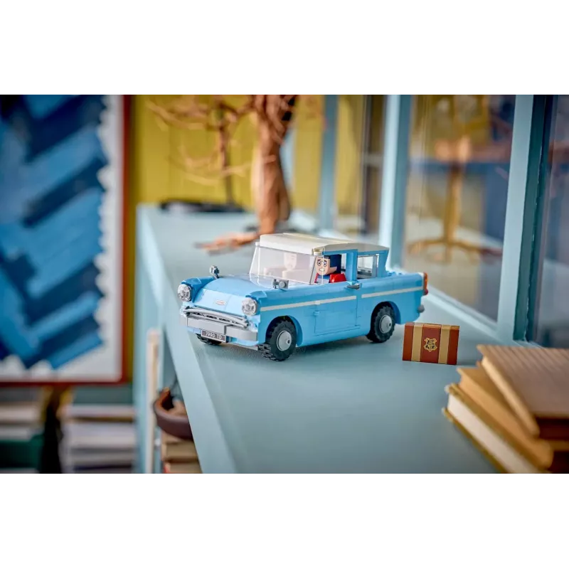 LEGO HARRY POTTER 76470 Užkerėtas Skraidantis Ford Anglia
