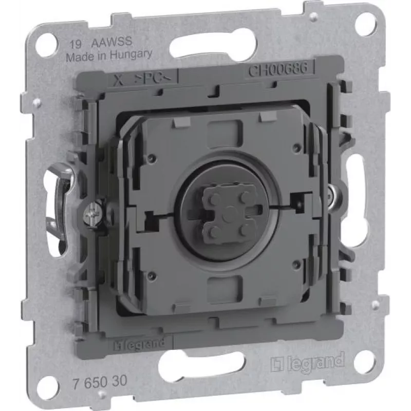 Legrand 765030,0 tinklo įrenginys juodas
