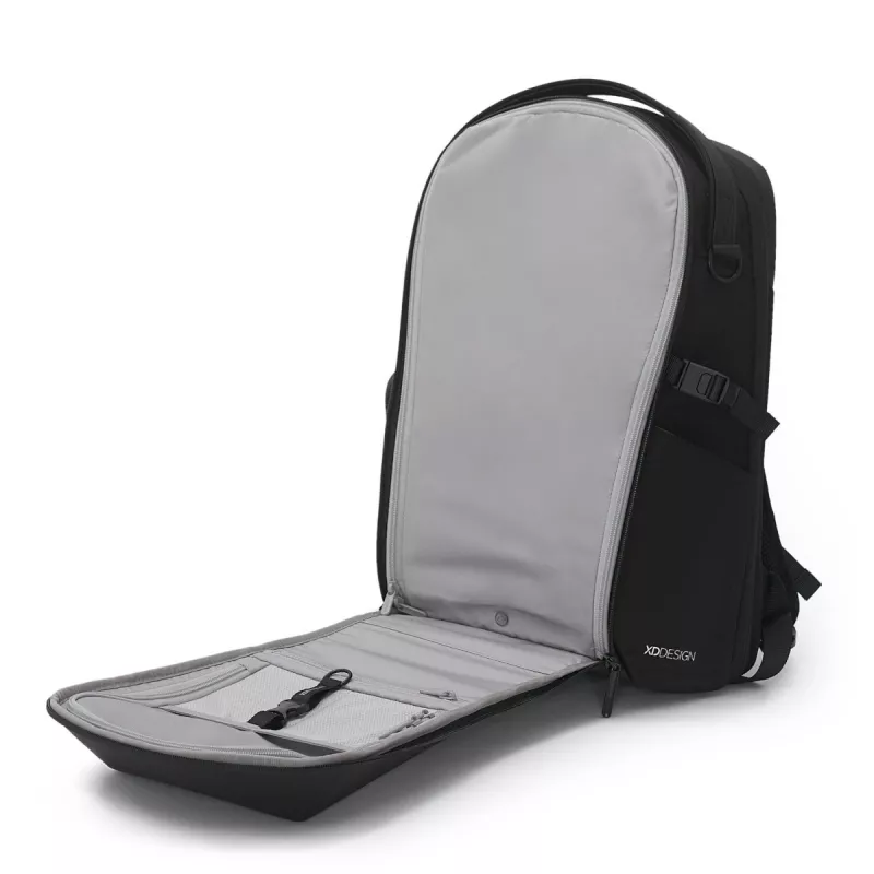 Kuprinė XDDESIGN Bizz Juoda — atspari vandeniui, lengva, modelis P705.931
