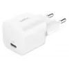 Įkroviklis Belkin BoostCharge 25W USB-C PD (vidinis kintamosios srovės) baltas — nešiojamoms žaidimų konsolėms, išmaniesiems telefonams, planšetėms