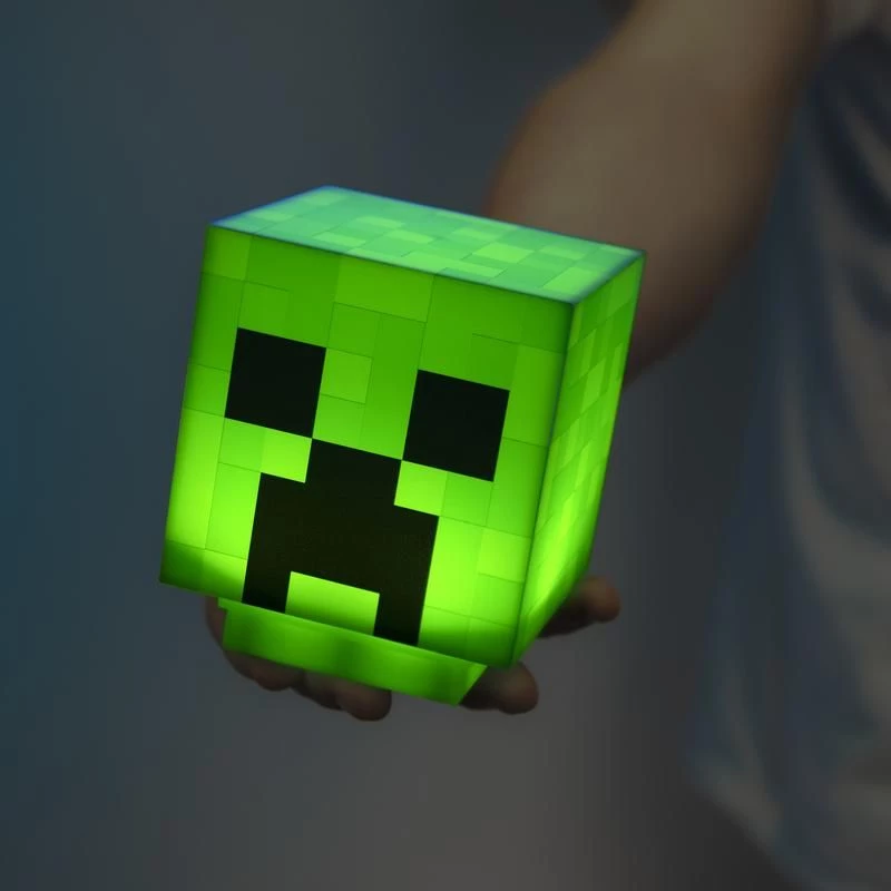 Paladone Minecraft Creeper 3D dizaino lempa PP6595MCFV3 – stalinė/pakabinama šviesa