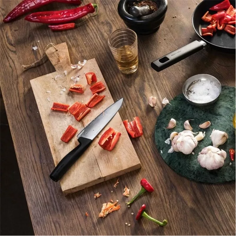 Virtuvinio šefo peilis Fiskars 1051748
