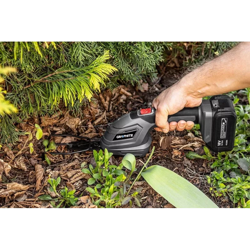 Elektrinė gyvatvorių žirklė GRAPHITE 58GE119, svoris 1,09 kg, ašmenų gylis 265 mm