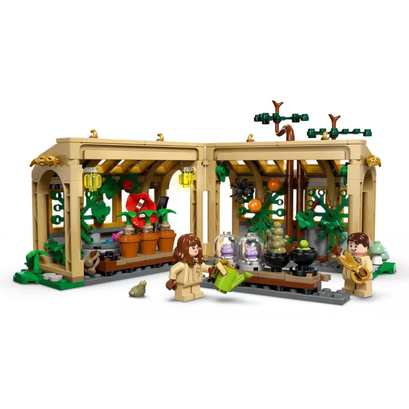 LEGO HARRY POTTER 76445 Hogvartso pilis – Herbologijos pamoka