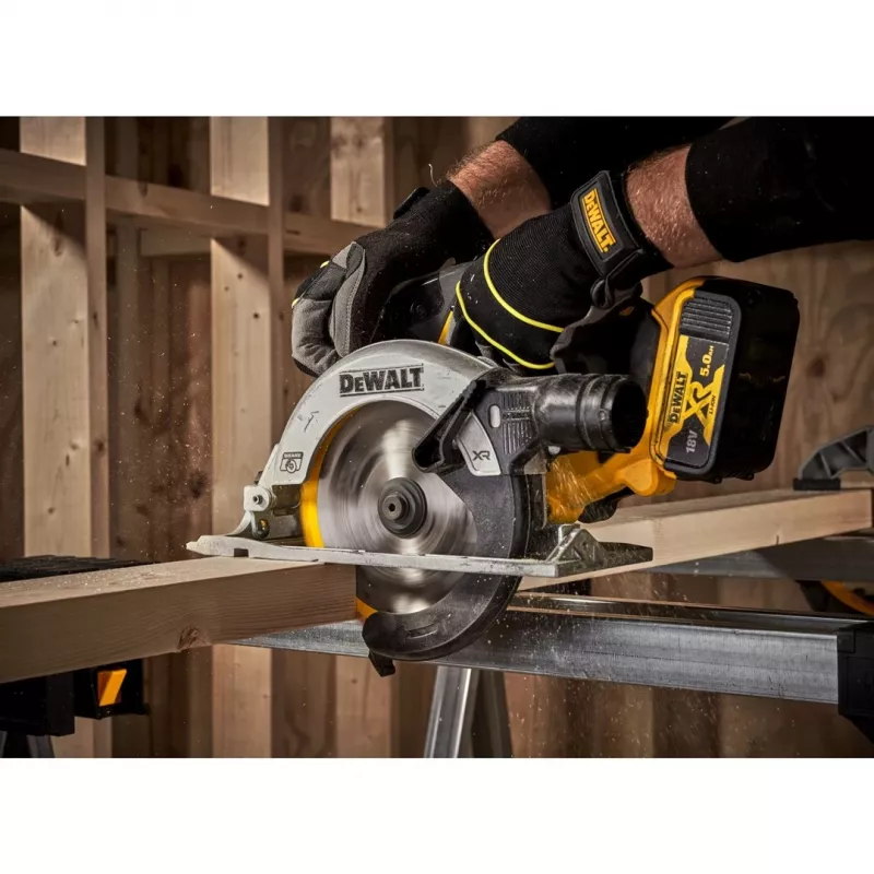 DEWALT. DISKINIS PJŪKLAS. 18V 165mm DCS565N