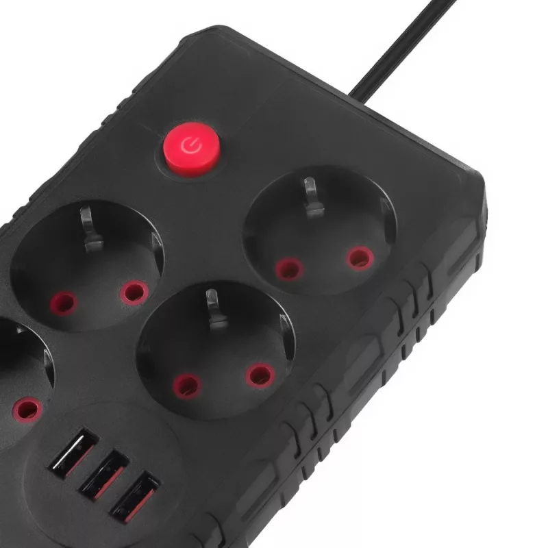 Maitinimo lizdų blokas MACLEAN MCE393 B — 4 lizdai, 3×USB, 110–240V, 2500W, 3 m laidas, juodas