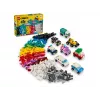 LEGO Classic kūrybinės transporto priemonės – spalvingų automobilių modelių rinkinys su policijos automobilio žaislu ir 11023 klasikine žalia pagrindo plokšte 32x32, skirta pievos statybai